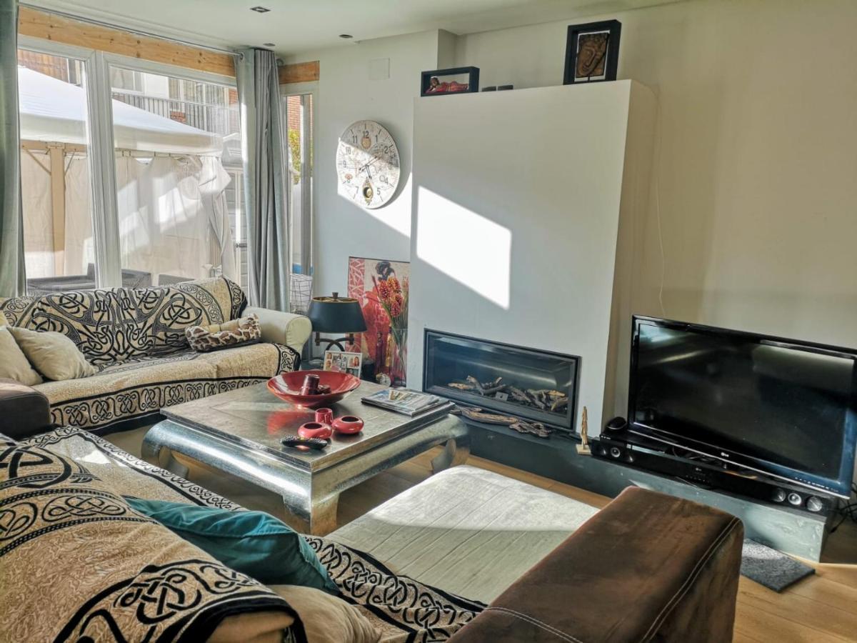 Espectacular apartamento con terraza en Granada Exterior foto