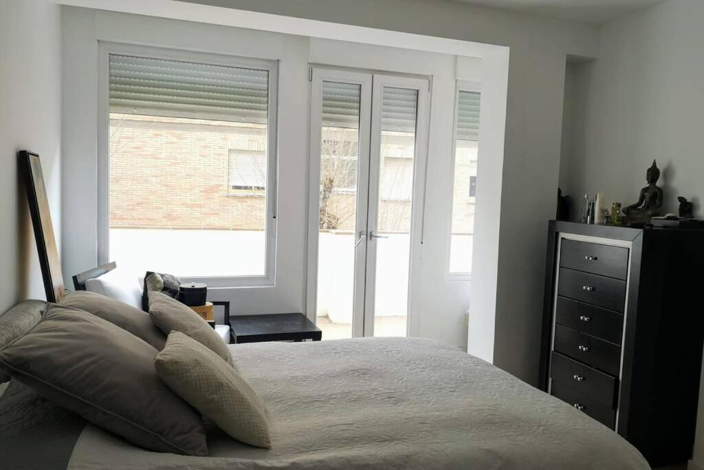 Espectacular apartamento con terraza en Granada Exterior foto