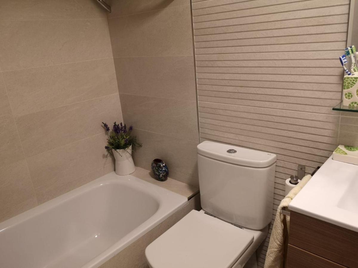 Espectacular apartamento con terraza en Granada Exterior foto
